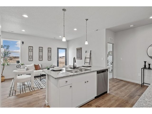 380 S Ashford Dr, Pueblo West, CO 81007