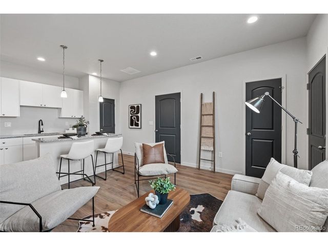 380 S Ashford Dr, Pueblo West, CO 81007