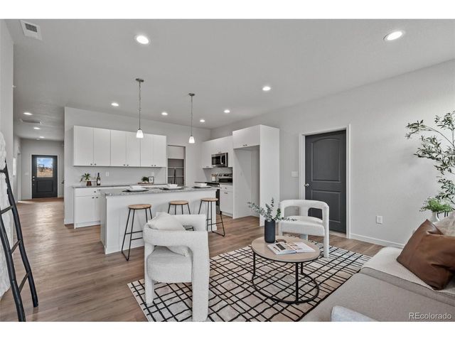 380 S Ashford Dr, Pueblo West, CO 81007