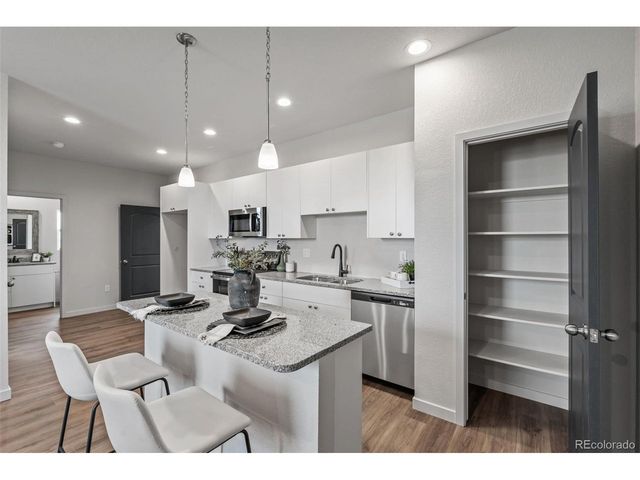 380 S Ashford Dr, Pueblo West, CO 81007