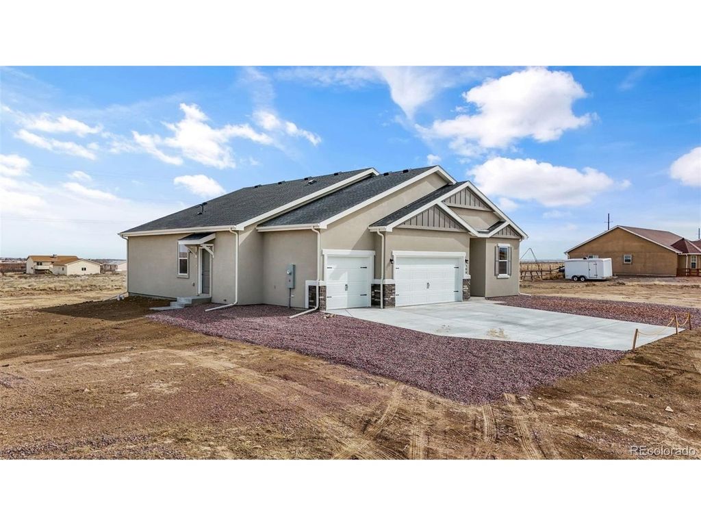 380 S Ashford Dr, Pueblo West, CO 81007