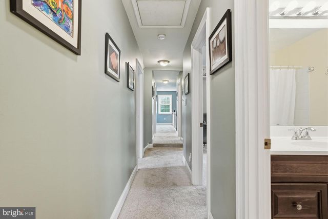 2 BUCKINGHAM DR, Downingtown, PA 19335