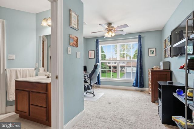 2 BUCKINGHAM DR, Downingtown, PA 19335