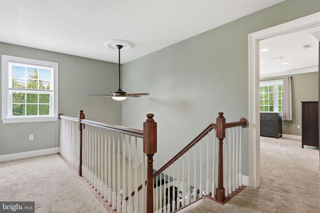 2 BUCKINGHAM DR, Downingtown, PA 19335