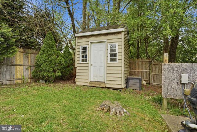 2 BUCKINGHAM DR, Downingtown, PA 19335