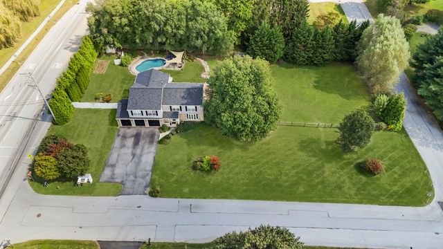 2 BUCKINGHAM DR, Downingtown, PA 19335