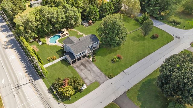 2 BUCKINGHAM DR, Downingtown, PA 19335