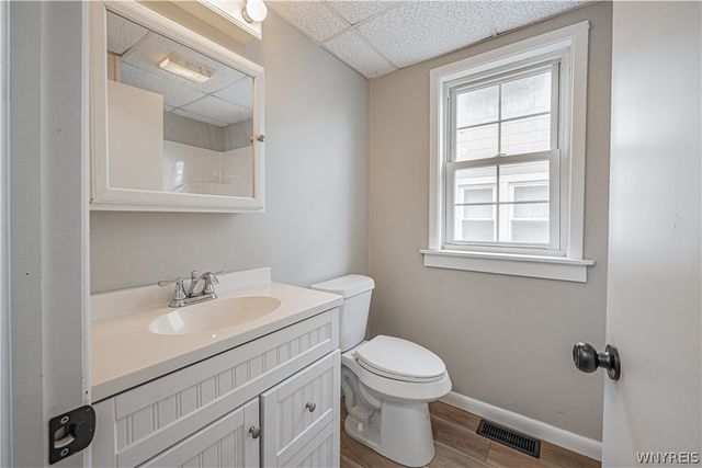 216 74th Street, Niagara Falls, NY 14304