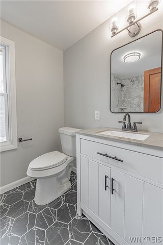 216 74th Street, Niagara Falls, NY 14304