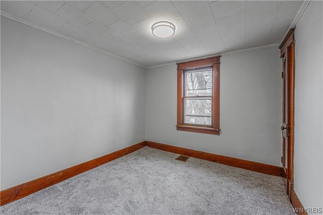 216 74th Street, Niagara Falls, NY 14304
