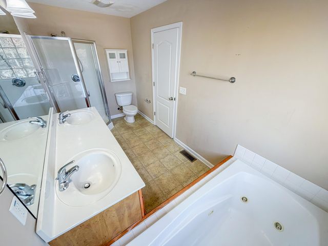 7446 Salmon Lane, Ooltewah, TN 37363