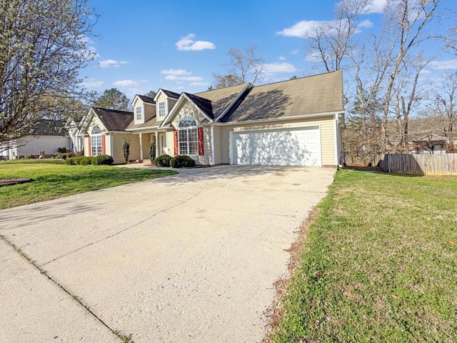 7446 Salmon Lane, Ooltewah, TN 37363