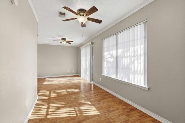 1410 Mohawk Drive, Arlington, TX 76012