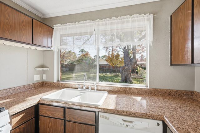 1410 Mohawk Drive, Arlington, TX 76012