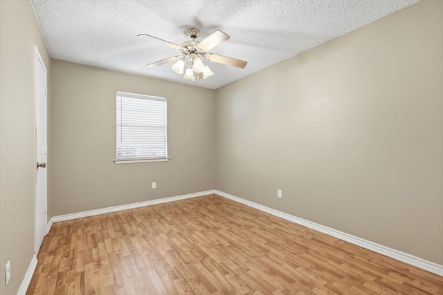 1410 Mohawk Drive, Arlington, TX 76012