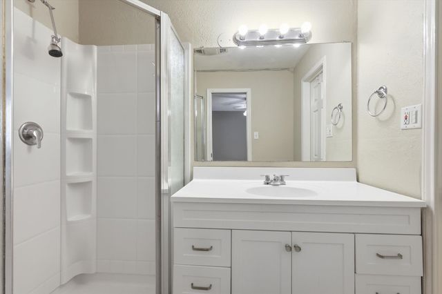 1410 Mohawk Drive, Arlington, TX 76012