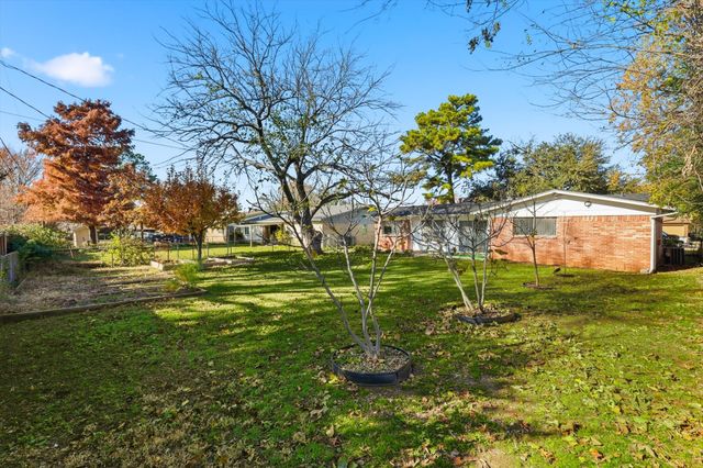 1410 Mohawk Drive, Arlington, TX 76012