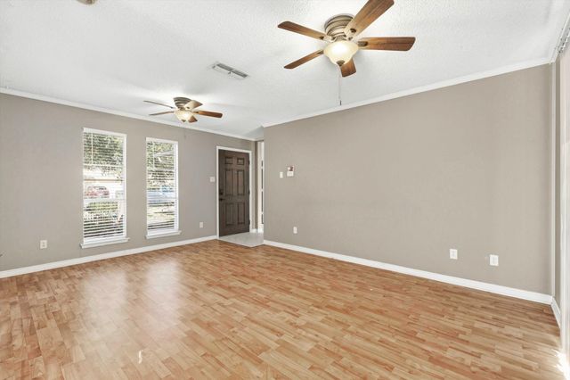 1410 Mohawk Drive, Arlington, TX 76012