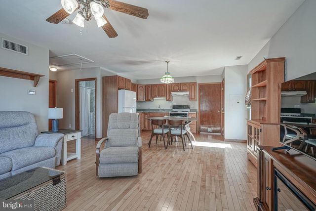 815 MEHORTER BLVD, Woodbury, NJ 08096