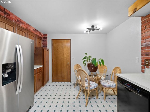19330 Sw CLARION Ct, Beaverton, OR 97003