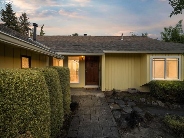19330 Sw CLARION Ct, Beaverton, OR 97003