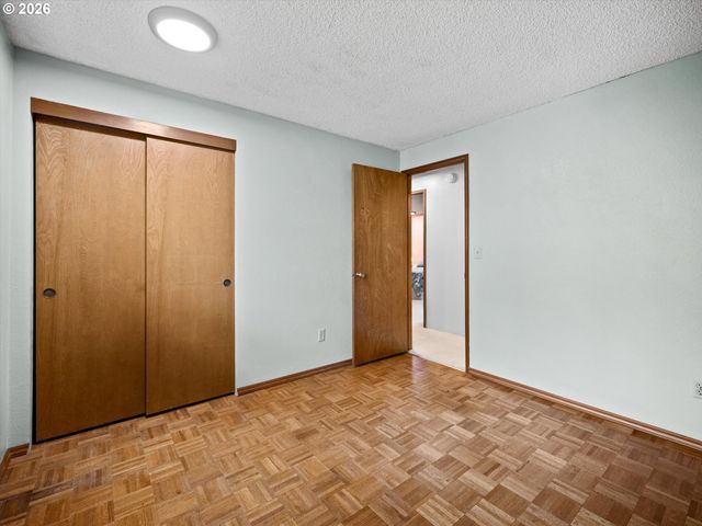 19330 Sw CLARION Ct, Beaverton, OR 97003