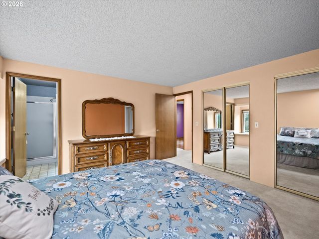 19330 Sw CLARION Ct, Beaverton, OR 97003