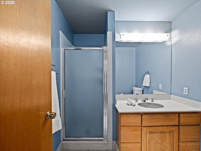 19330 Sw CLARION Ct, Beaverton, OR 97003