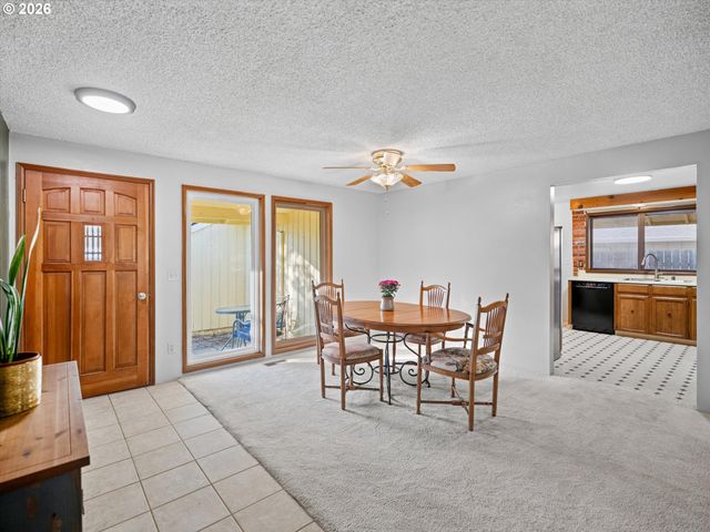 19330 Sw CLARION Ct, Beaverton, OR 97003