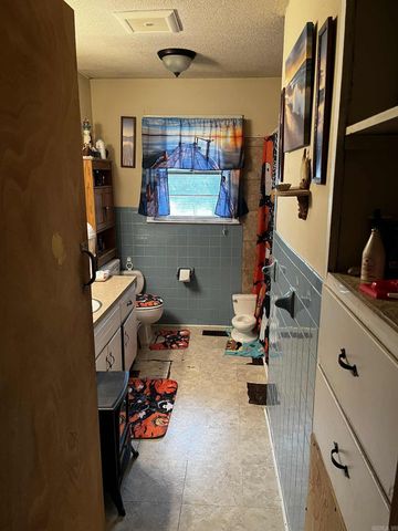 1350 W North Street, Piggott, AR 72454