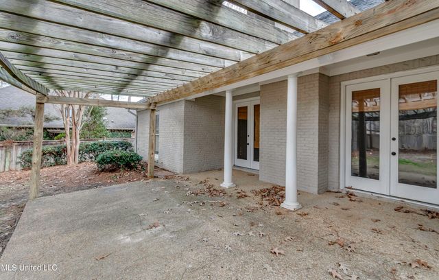 647 Wendover Way, Ridgeland, MS 39157