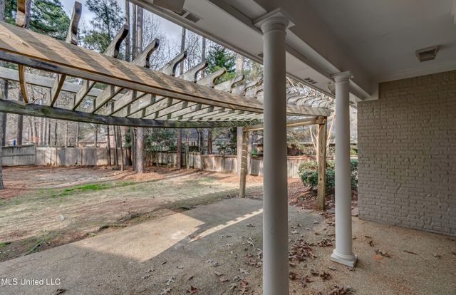 647 Wendover Way, Ridgeland, MS 39157