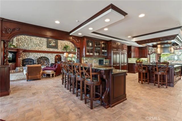 293 Fairway, Lake Arrowhead, CA 92352
