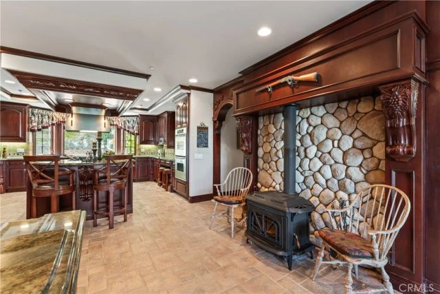 293 Fairway, Lake Arrowhead, CA 92352