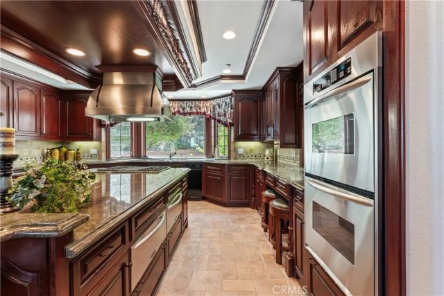 293 Fairway, Lake Arrowhead, CA 92352