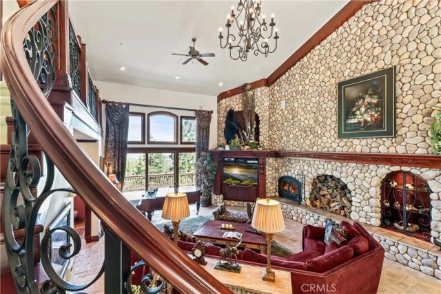 293 Fairway, Lake Arrowhead, CA 92352