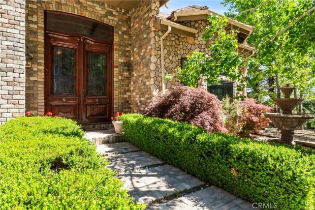 293 Fairway, Lake Arrowhead, CA 92352