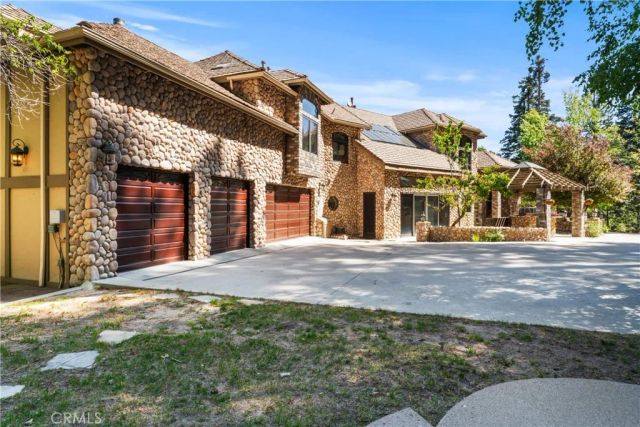 293 Fairway, Lake Arrowhead, CA 92352