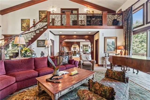 293 Fairway, Lake Arrowhead, CA 92352