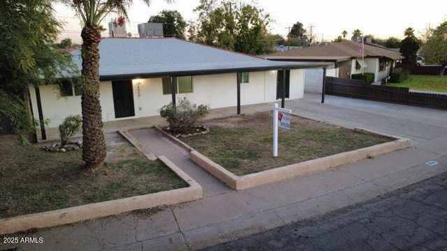 8539 N 30TH Drive, Phoenix, AZ 85051