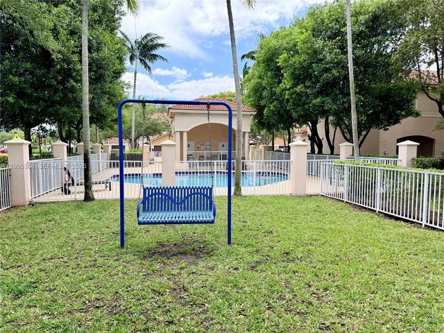 5747 Isles Cir 5747, Tamarac, FL 33321