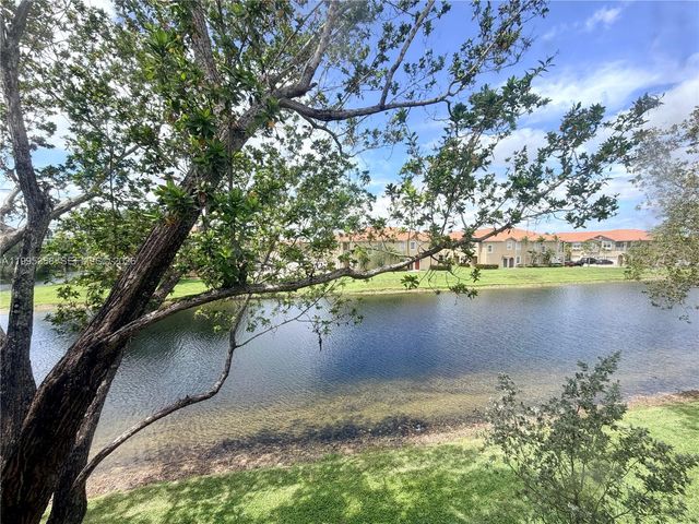 5747 Isles Cir 5747, Tamarac, FL 33321