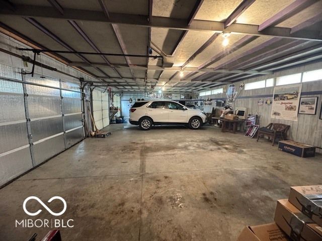 6077 S 200 E, Waldron, IN 46182