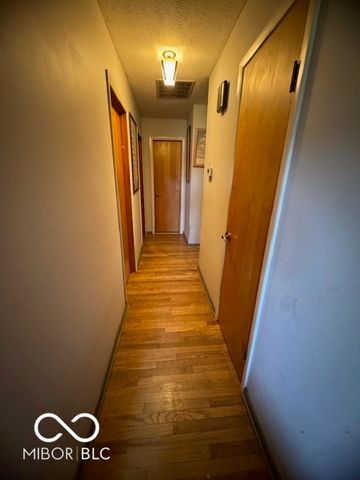 6077 S 200 E, Waldron, IN 46182