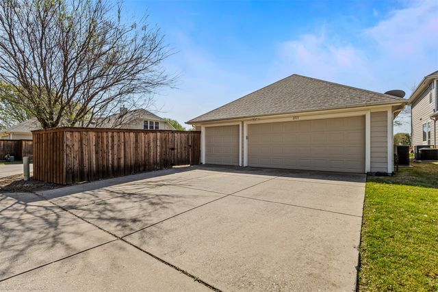 2711 Kennedy Drive, Melissa, TX 75454