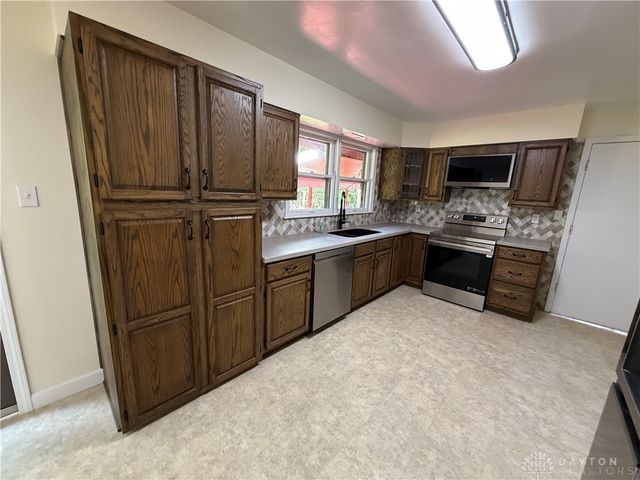 4184 Wood Acre Drive, Bellbrook, OH 45305