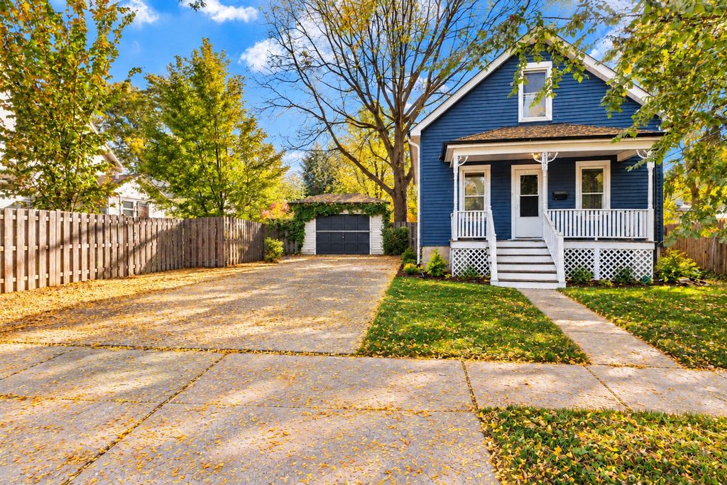 113 S Oakwood Avenue, West Chicago, IL 60185 — exterior