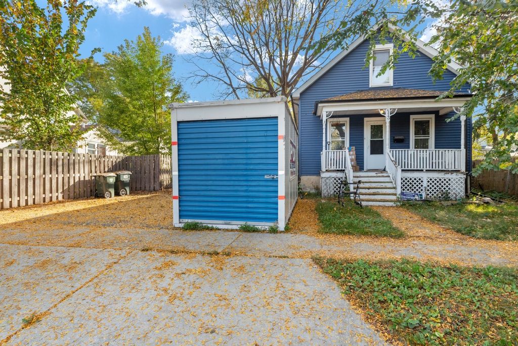 113 S Oakwood Avenue, West Chicago, IL 60185 — photo 2