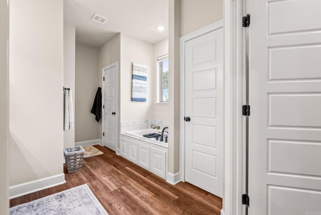 128 Caurel Cir, Little Rock, AR 72223