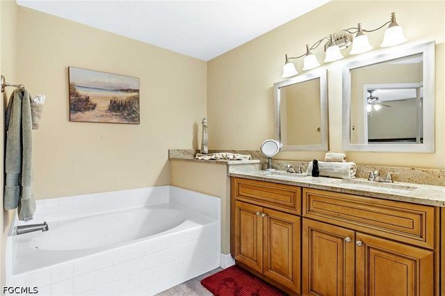 4534 SW 5th PL, Cape Coral, FL 33914